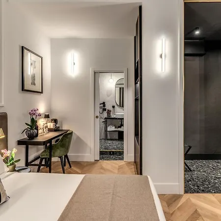 Residenza Piranesi Boutique מלון 4*